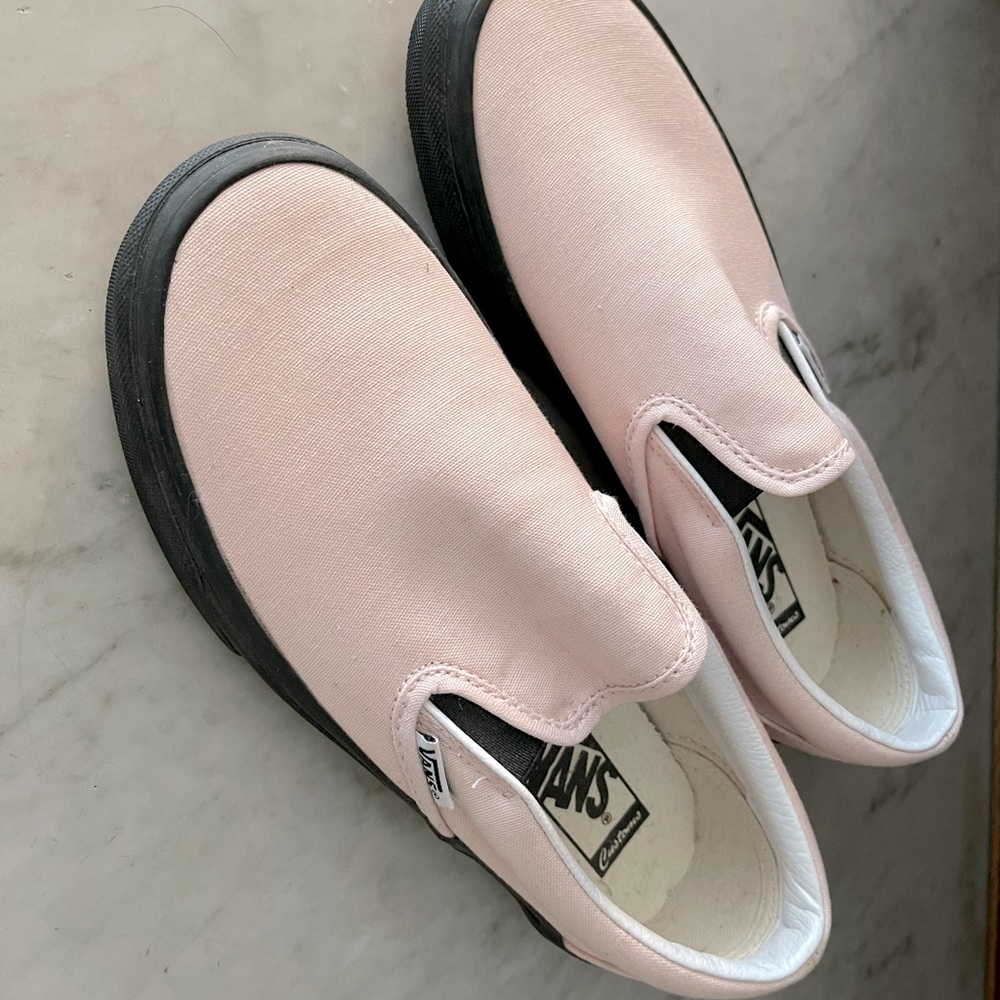 Custom Vans - light pink & black